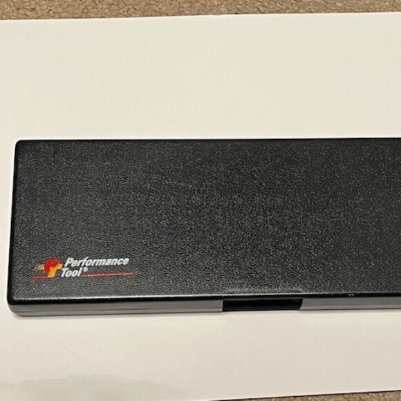 Performance Tool W80152 Digital Caliper 0-6" (150mm) w/Case LCD Screen - Picture 9 of 11